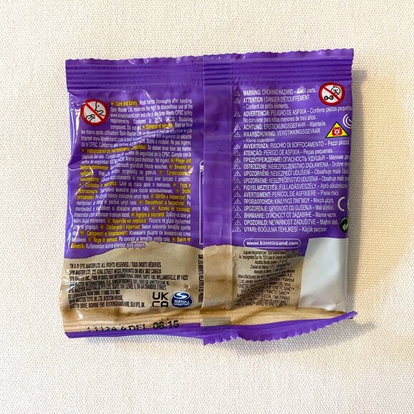 6 Bags of Kinetic Sand-2oz. Bags Kinetic Sand-Party Favors - Picture 3 of 3